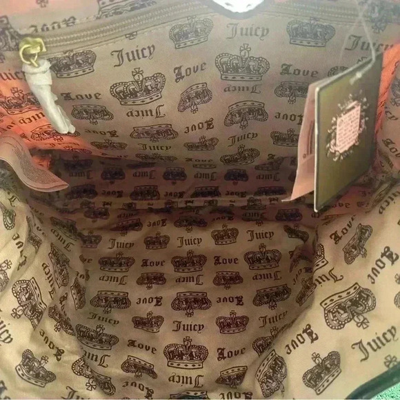 Juicy Couture - Picture 7 of 7